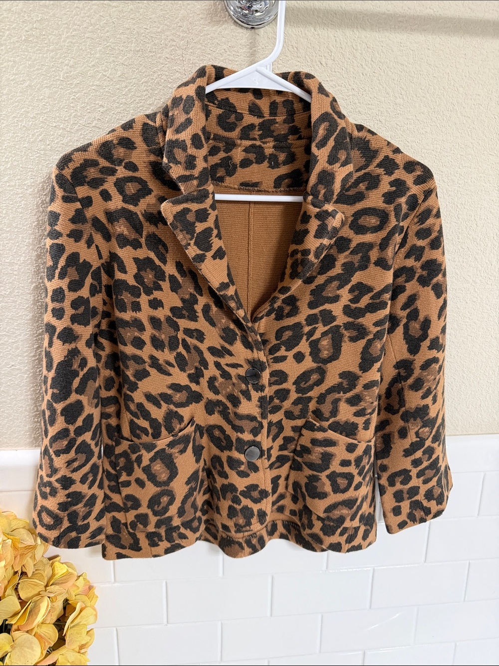 Leopard Print Sweater Blazer . New w o tags .